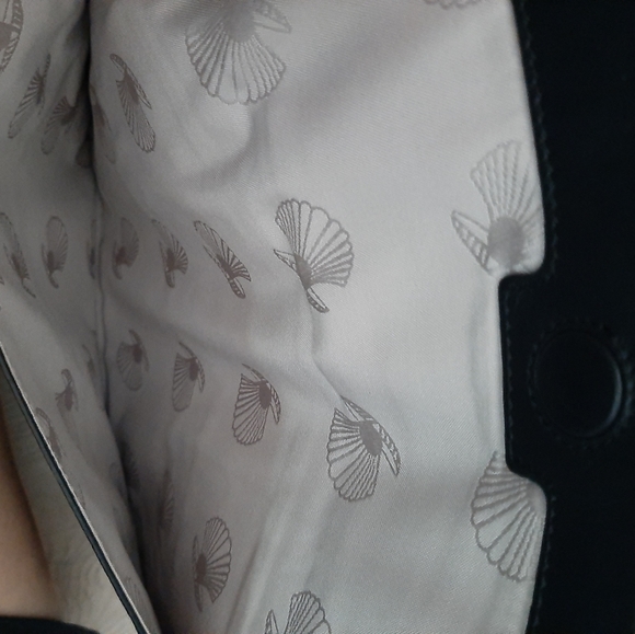 Modalu England black wristlet - Picture 3 of 5